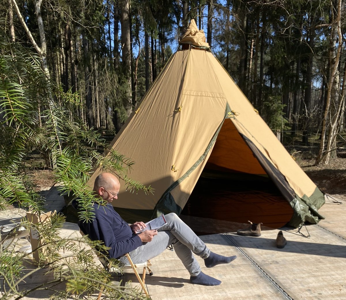 Duchgang-Tipi Zelt auf Landgoedcamping Het Meuleman in De Lutte (NL)