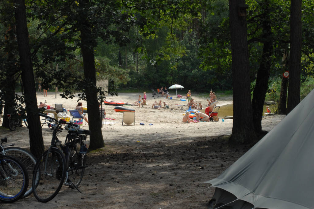 Badeseeplatz bei Naturcamping het Meuleman