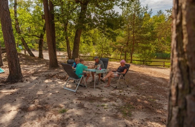 Juni-Arrangement Badeseeplatz