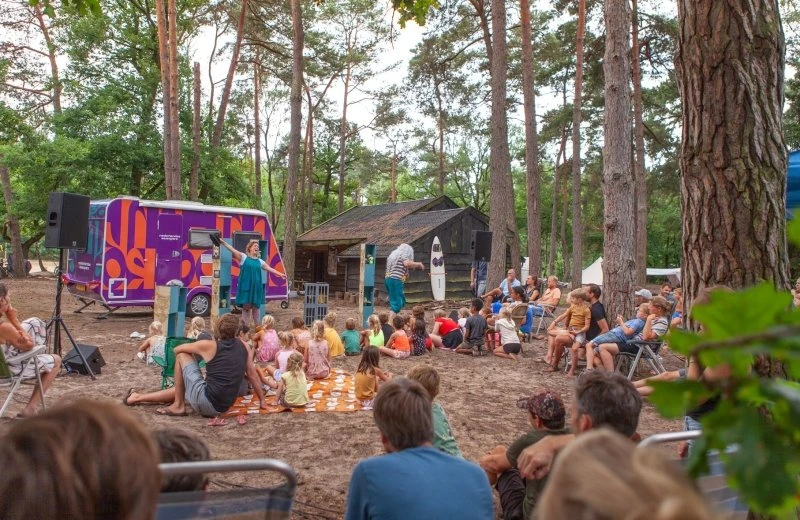 Theatervoorstellingen en klassieke concerten in de buitenlucht