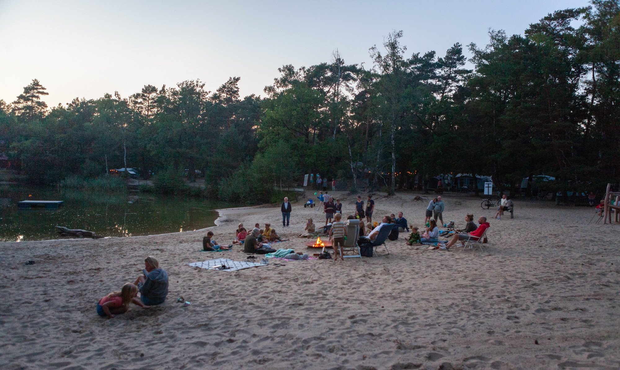 20220823 het meuleman muziek op strand robbaas lr 11