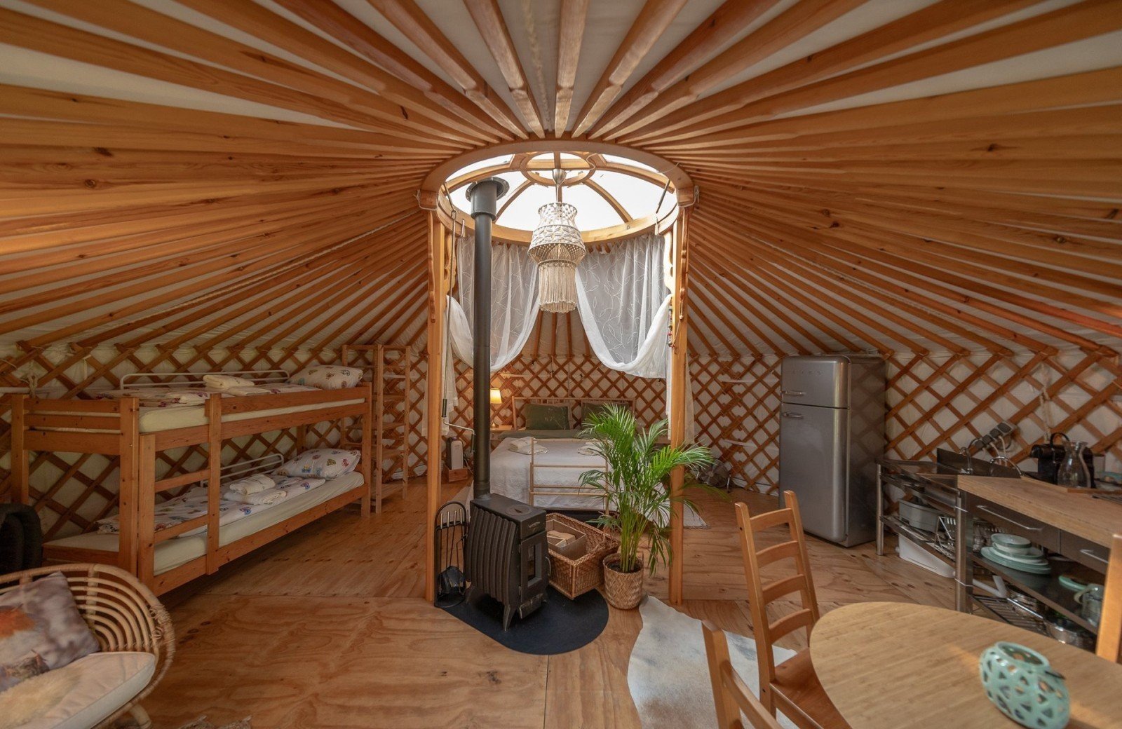 20240924 meuleman yurt 1 lr robbaas