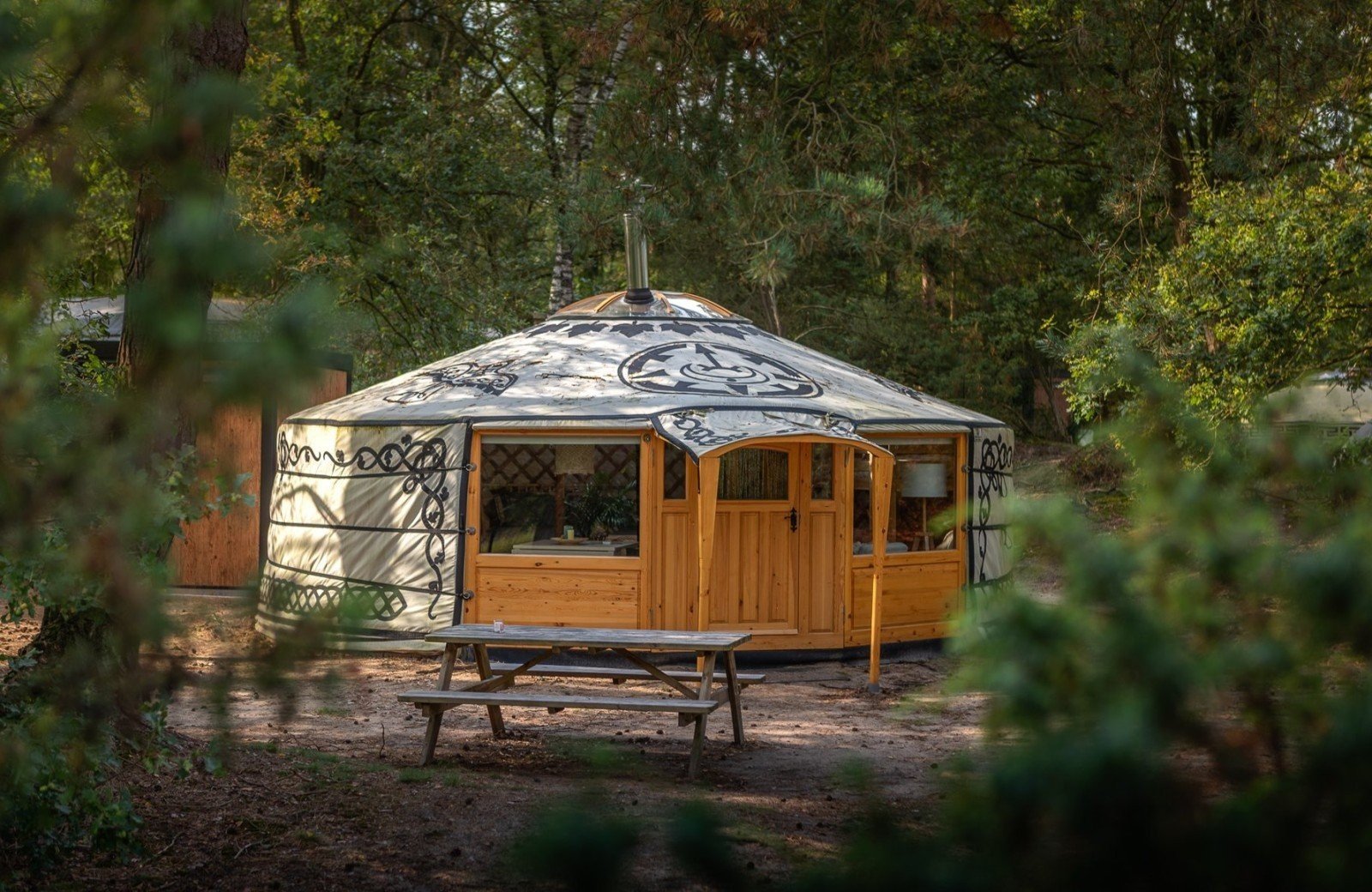 20240924 meuleman yurt 4 lr robbaas 12