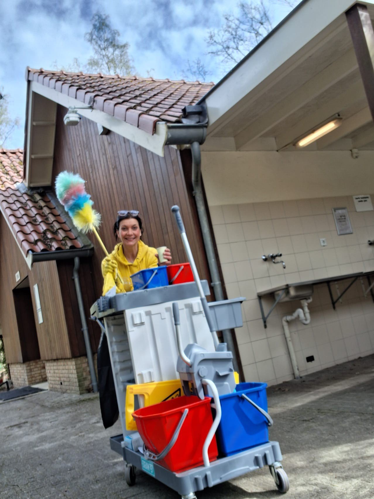 Schoonmaakmedewerkers (20-32 uur)